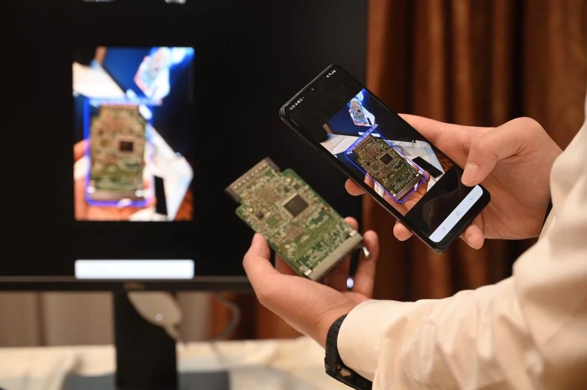 CITIC Telecom CPC and ASTRI join hands to combine AR and AI technologies to enter innovative industries