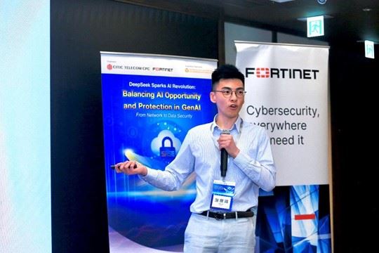 Picture3.jpg Picture3.jpg